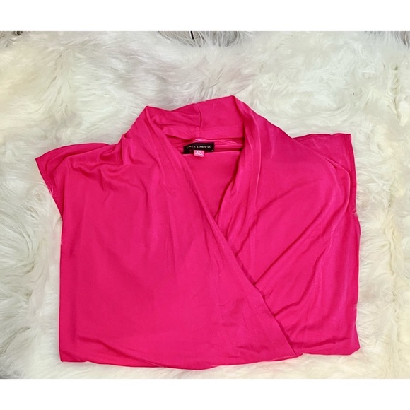 Vince Camuto Wrap Top | Sz XS| Hot Pink Short Sleeve Wrap Top Blouse - Picture 11 of 13